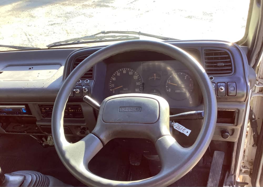 **Wrecking** 2005 Isuzu NPR - Image 24