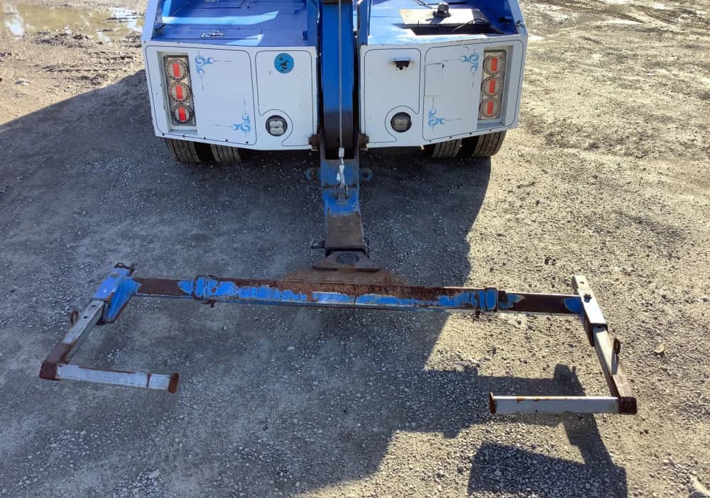 **Wrecking** 2005 Isuzu NPR - Image 26