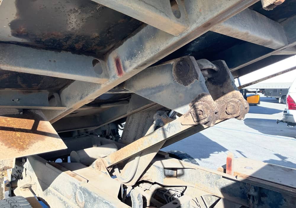 **Wrecking** 2007 Isuzu NPR - Image 5