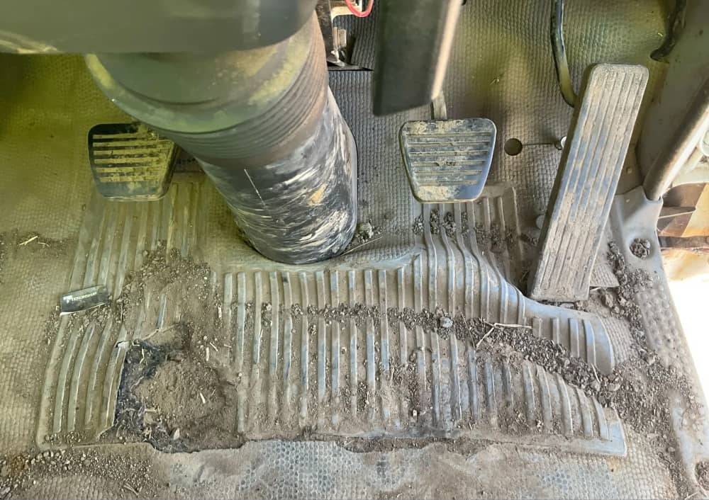 **Wrecking** 2007 Isuzu NPR - Image 13