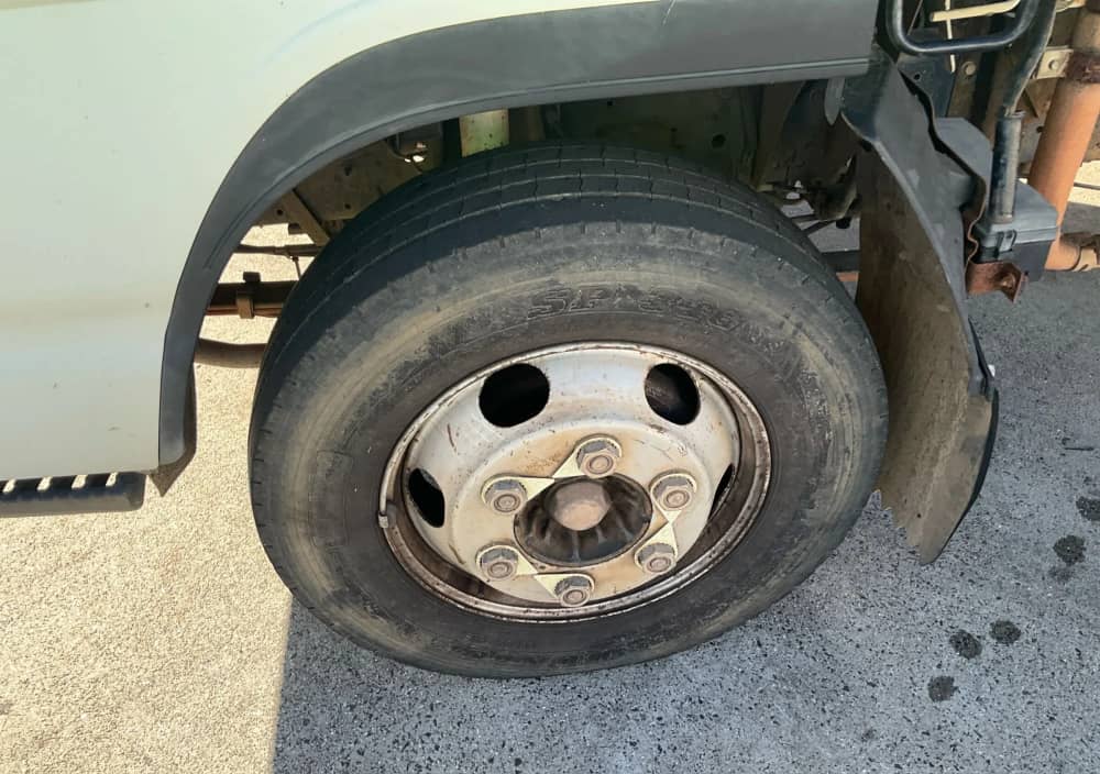 **Wrecking** 2007 Isuzu NPR - Image 16