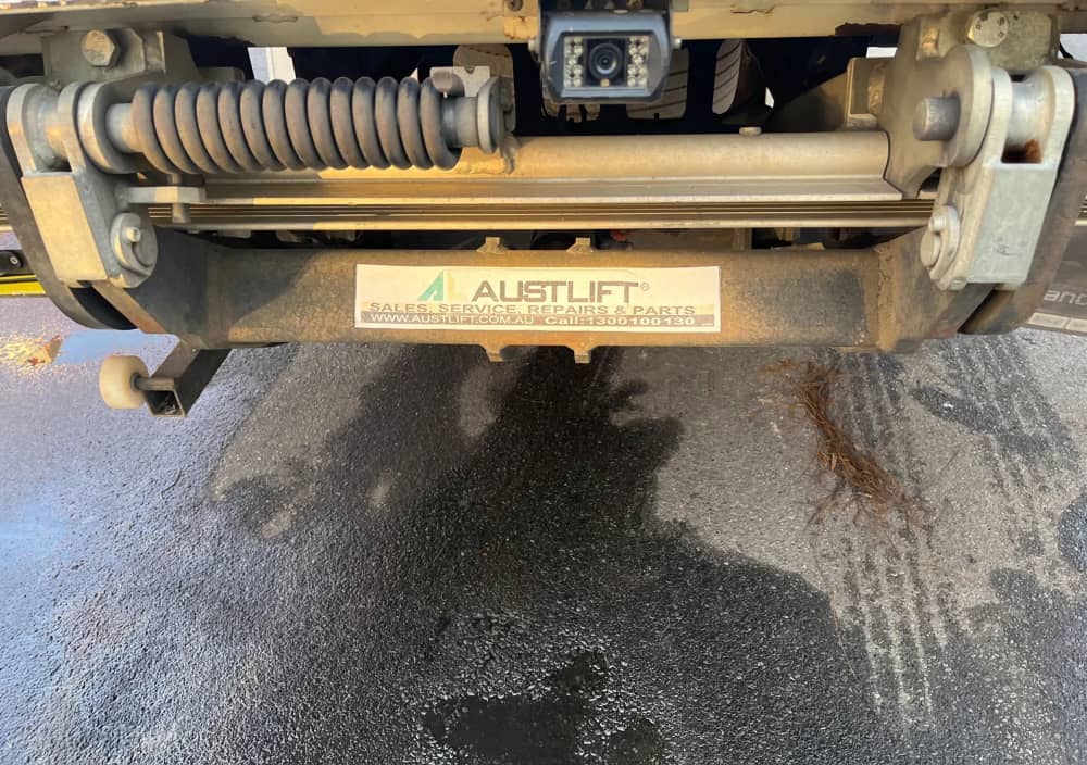 **Wrecking** 2010 Isuzu FSR850 - Image 20