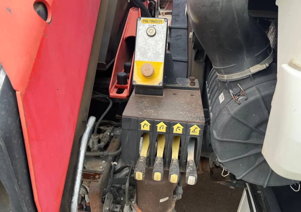 **Wrecking** 2010 Isuzu FSR850 - Image 23