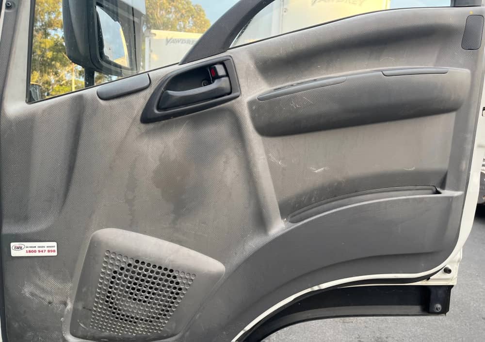 **Wrecking** 2010 Isuzu FSR850 - Image 25