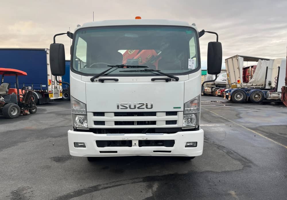 **Wrecking** 2010 Isuzu FSR850 - Image 28