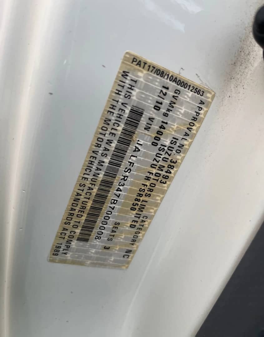 **Wrecking** 2010 Isuzu FSR850 - Image 36