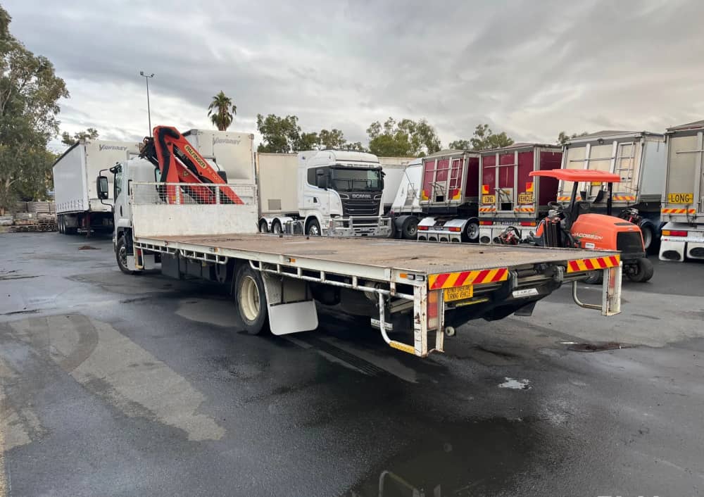 **Wrecking** 2010 Isuzu FSR850 - Image 38