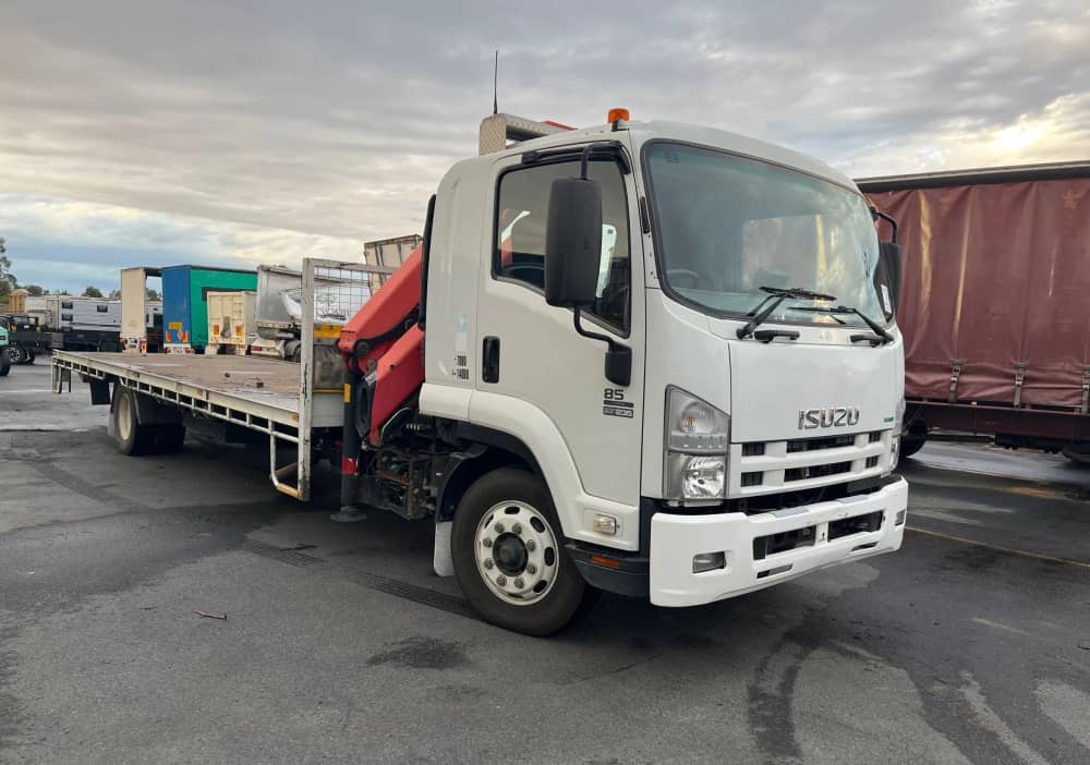 **Wrecking** 2010 Isuzu FSR850