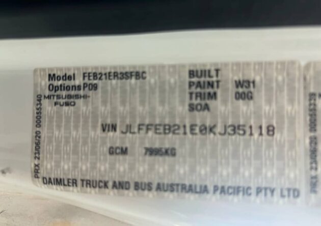 **Wrecking** 2020 Mitsubishi Fuso Canter 515 - Image 3
