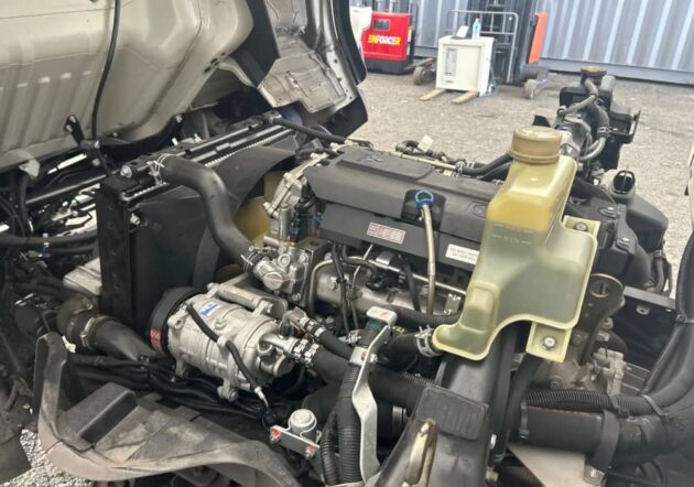**Wrecking** 2020 Mitsubishi Fuso Canter 515 - Image 12