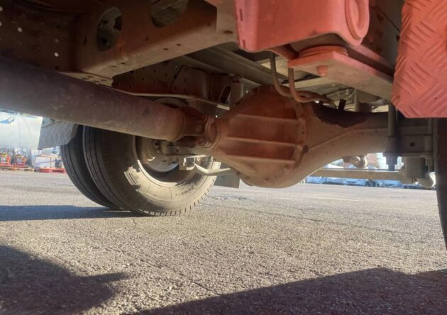 **Wrecking** 2012 Mitsubishi Canter 515 - Image 15