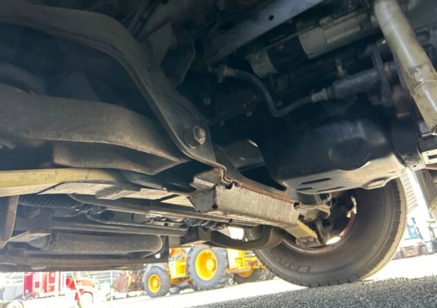 **Wrecking** 2005 Mitsubishi Rosa - Image 33