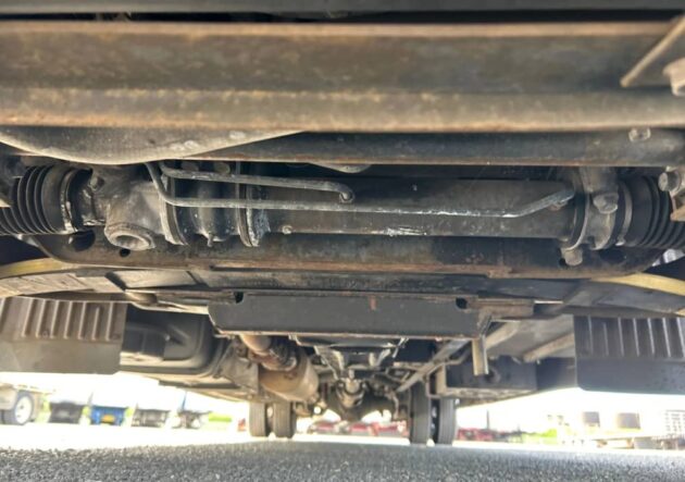 **Wrecking** 2005 Mitsubishi Rosa - Image 42