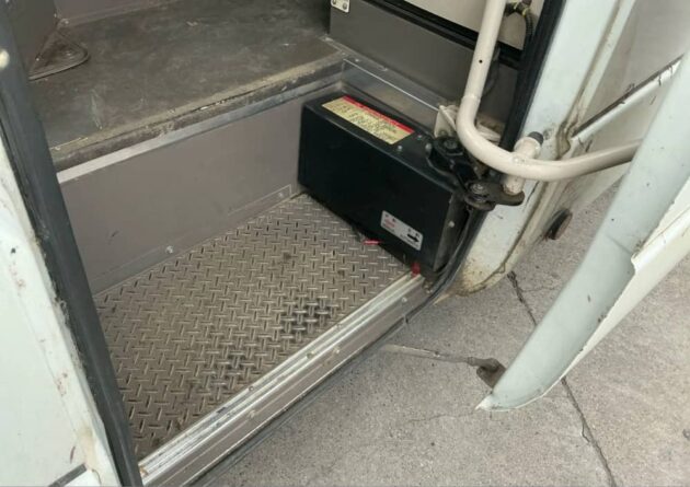 **Wrecking** 2007 Mitsubishi BE600 Rosa - Image 10