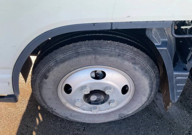 **Wrecking** 2014 Mitsubishi Canter 515 - Image 15