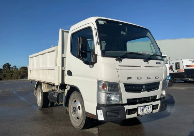 **Wrecking** 2014 Mitsubishi Canter 515