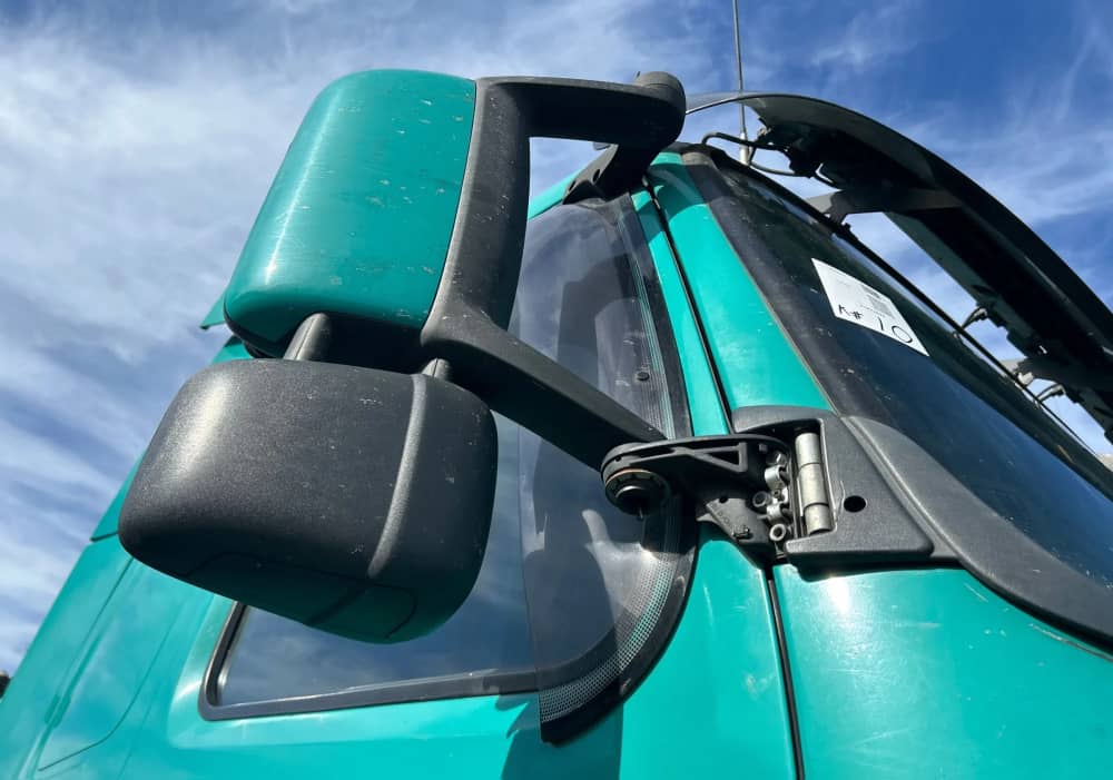 **Wrecking** 2013 Volvo FH540 - Image 2