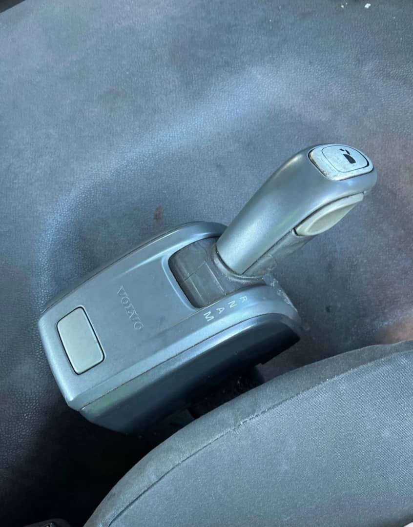 **Wrecking** 2007 Volvo FM480 - Image 4