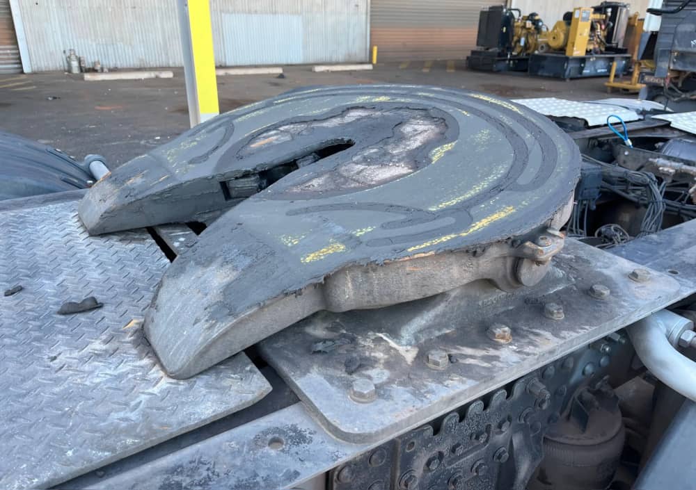 **Wrecking** 2007 Volvo FM480 - Image 17