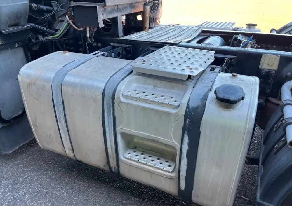 **Wrecking** 2007 Volvo FM480 - Image 19