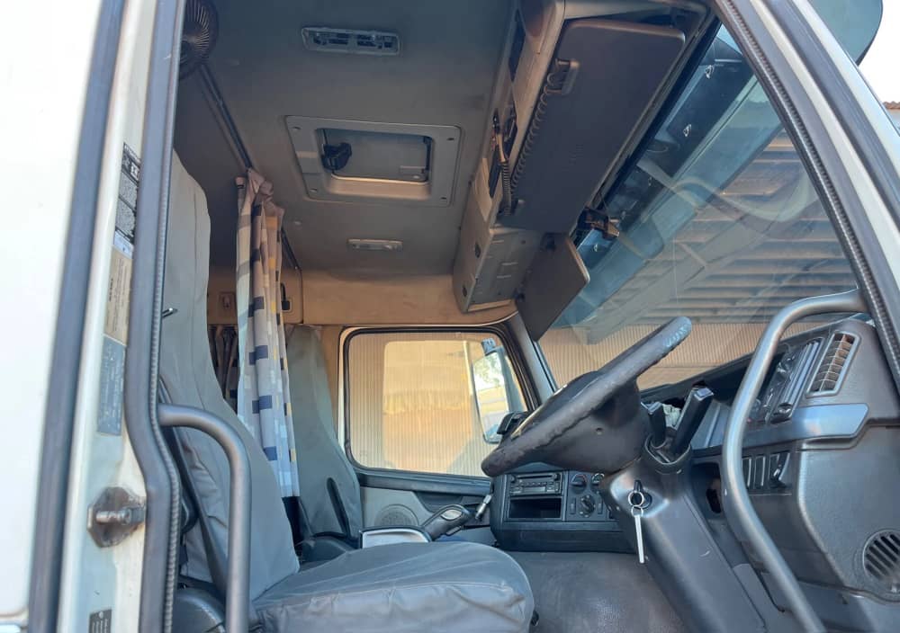 **Wrecking** 2007 Volvo FM480 - Image 21