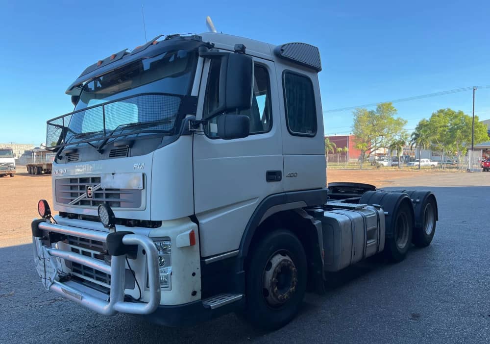 **Wrecking** 2007 Volvo FM480 - Image 23
