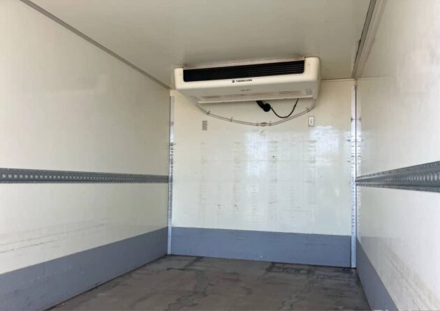**Wrecking** 2021 Mitsubishi Fuso Canter 515S - Image 2