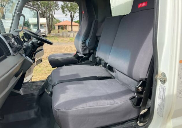 **Wrecking** 2021 Mitsubishi Fuso Canter 515S - Image 38