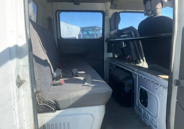 **Wrecking** 2001 Mitsubishi Canter FE65 - Image 9