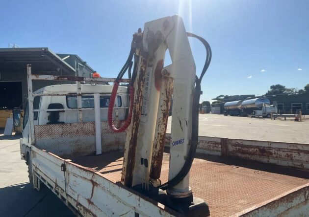 **Wrecking** 2001 Mitsubishi Canter FE65 - Image 13
