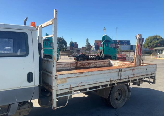 **Wrecking** 2001 Mitsubishi Canter FE65 - Image 14
