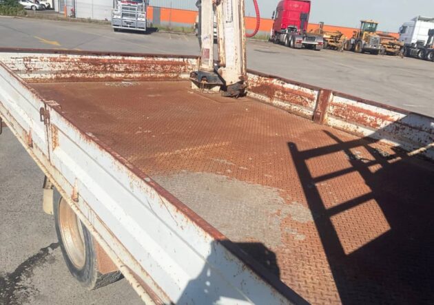 **Wrecking** 2001 Mitsubishi Canter FE65 - Image 19