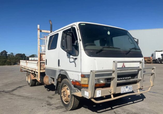 **Wrecking** 2001 Mitsubishi Canter FE65 - Image 31