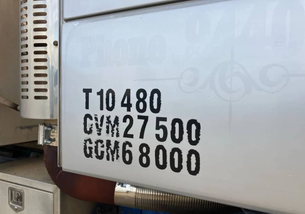 **Wrecking** 2003 Volvo FM12 - Image 12