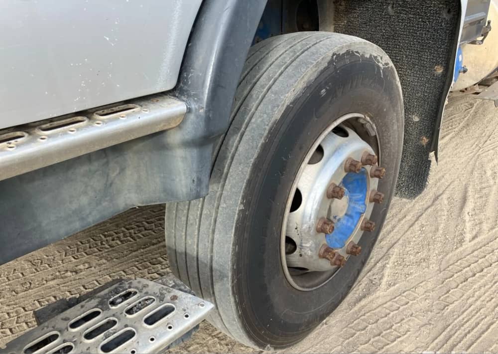 **Wrecking** 2003 Volvo FM12 - Image 18