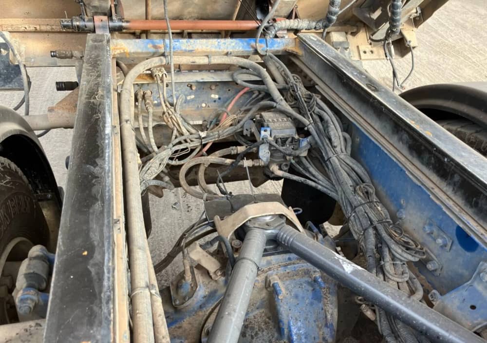 **Wrecking** 2003 Volvo FM12 - Image 20