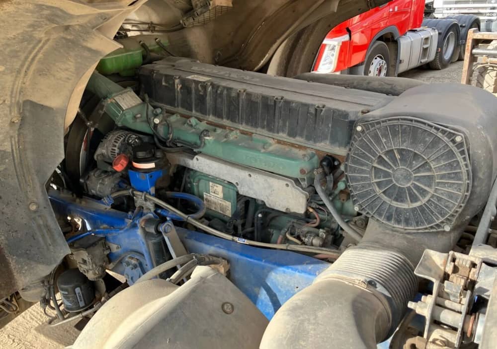 **Wrecking** 2003 Volvo FM12 - Image 29
