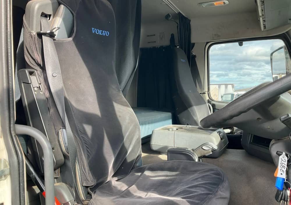 **Wrecking** 2012 Volvo FM 460 - Image 17