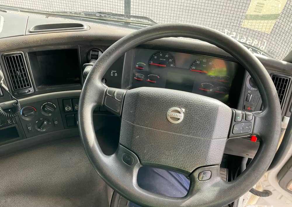 **Wrecking** 2012 Volvo FM 460 - Image 26