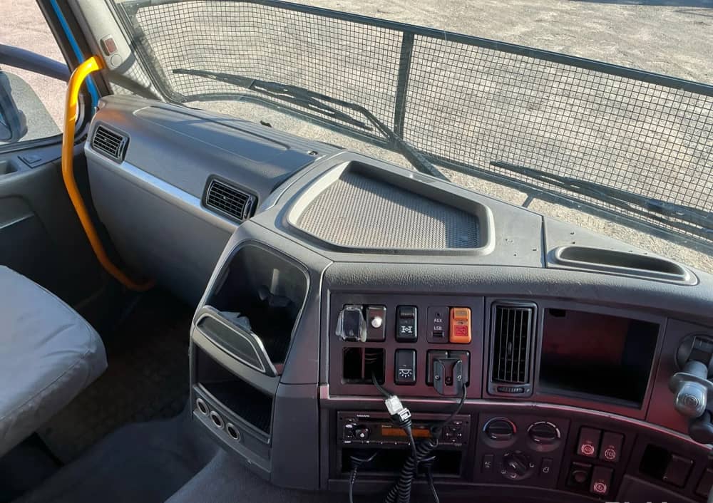 **Wrecking** 2013 Volvo FM 450 - Image 5