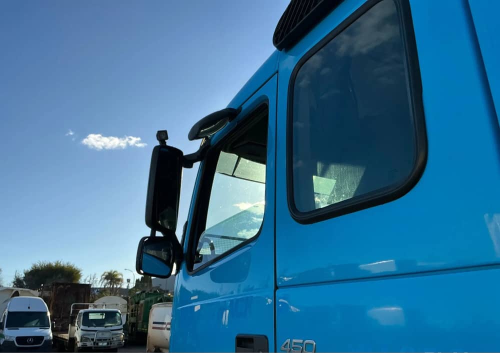 **Wrecking** 2013 Volvo FM 450 - Image 10