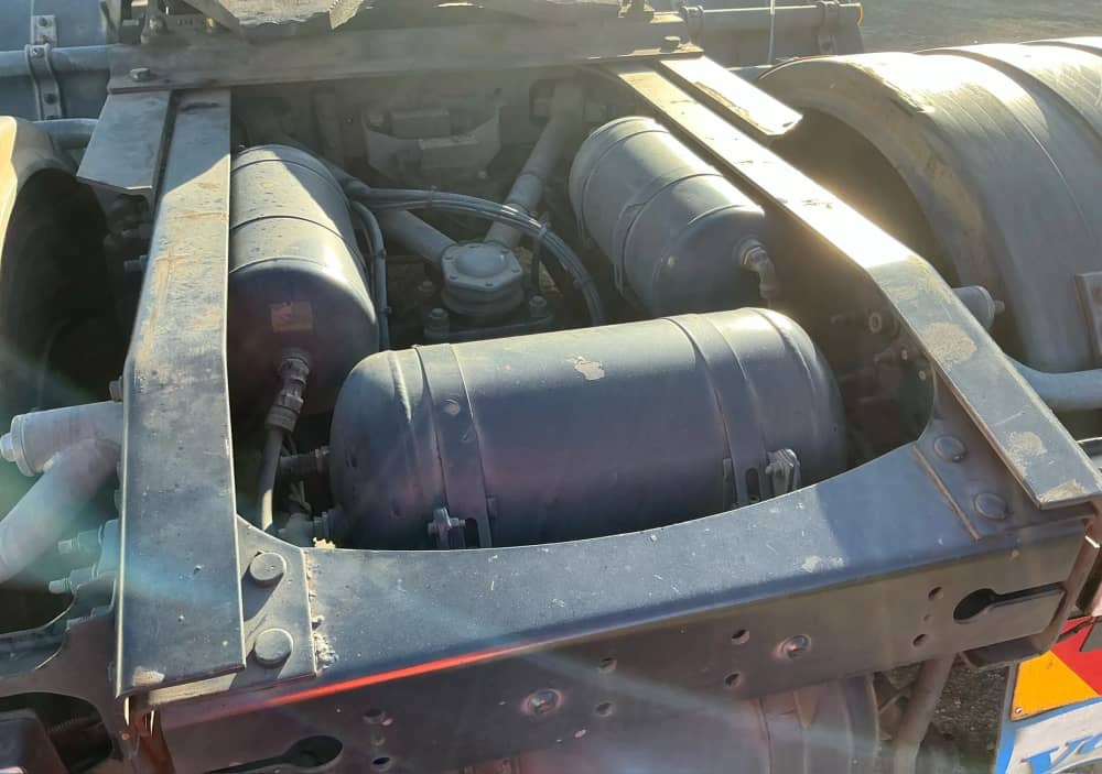 **Wrecking** 2013 Volvo FM 450 - Image 12