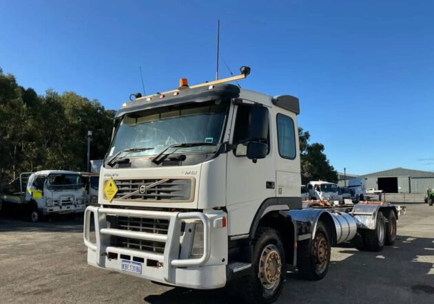 **Wrecking** 2007 Volvo FM480