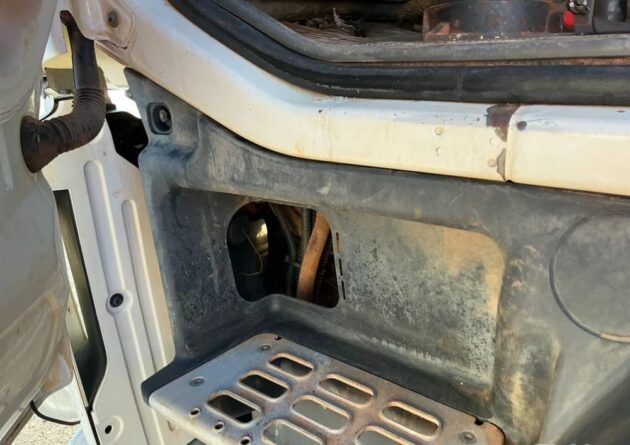 **Wrecking** 2007 Volvo FM480 - Image 32