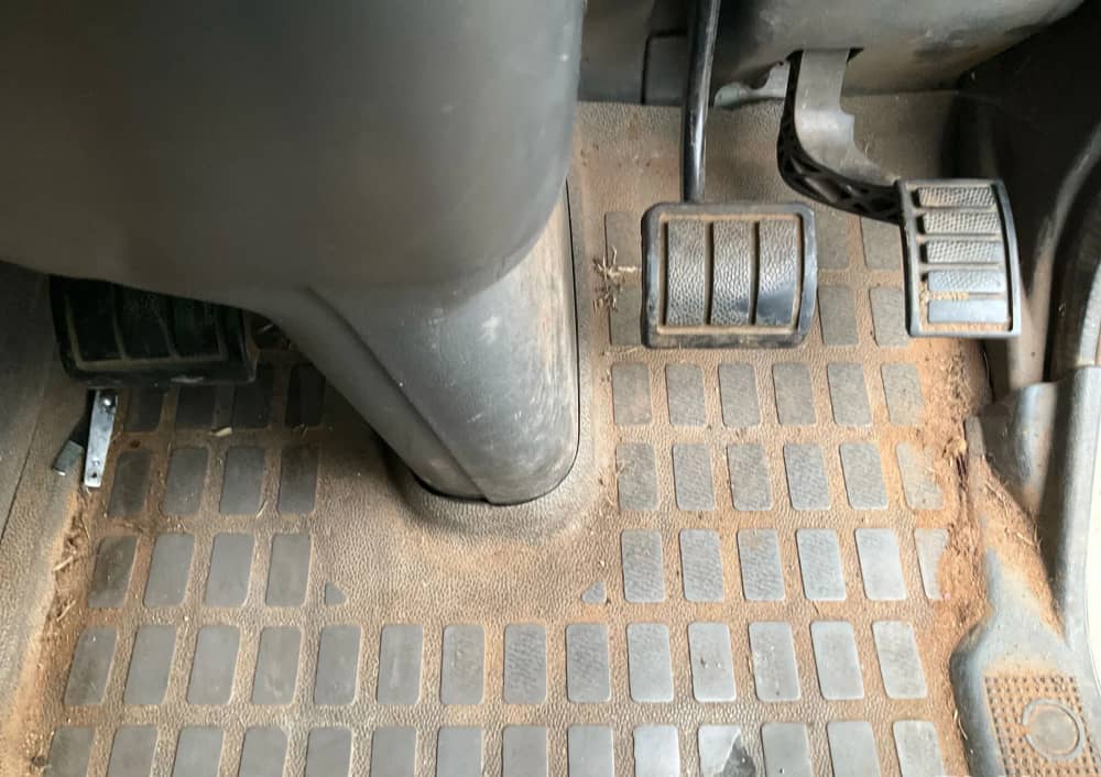 **Wrecking** 2006 Volvo FM9 - Image 12