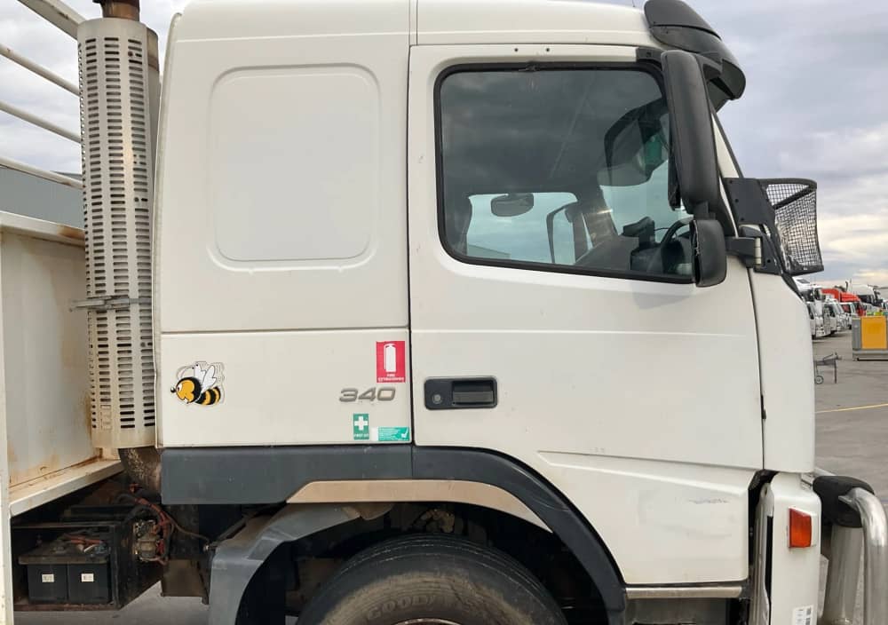 **Wrecking** 2006 Volvo FM9 - Image 21