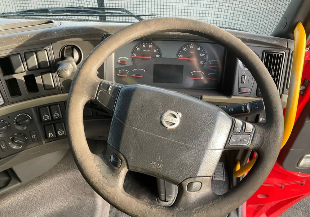 **Wrecking** 2010 Volvo FH500 - Image 17