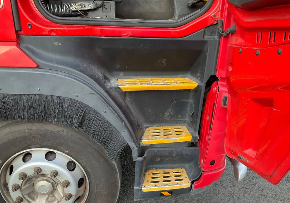 **Wrecking** 2010 Volvo FH500 - Image 24