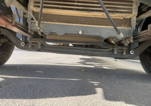 **Wrecking** 2010 Nissan UD MKB37A - Image 8