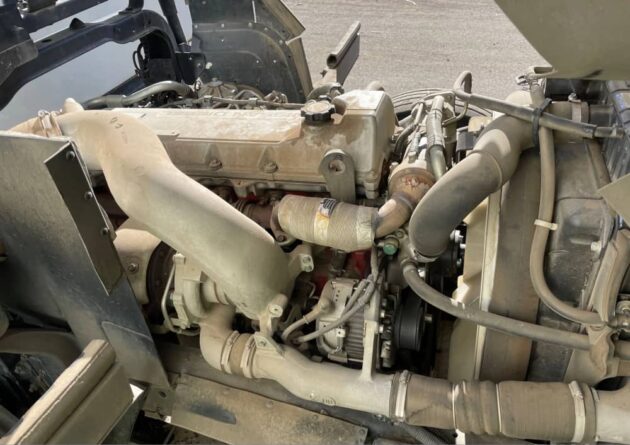 **Wrecking** 2010 Nissan UD MKB37A - Image 20
